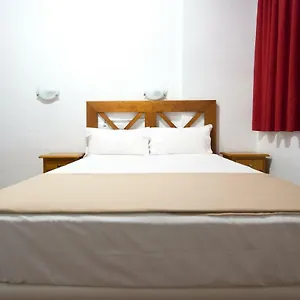 https://hostal-san-rafael.es-andalucia.com